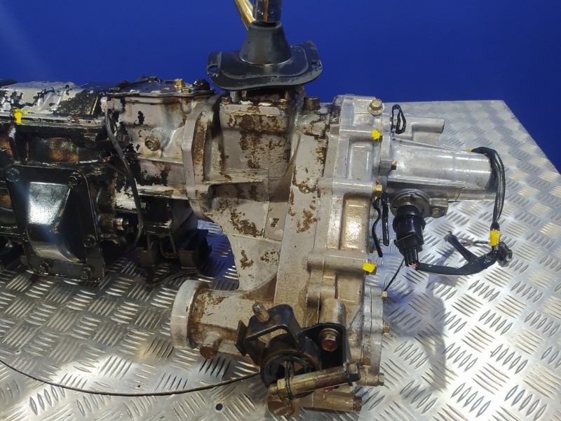 Recambio de caja transfer para mitsubishi galloper (hyundai) 2.5 turbodiesel referencia OEM IAM D4BH  