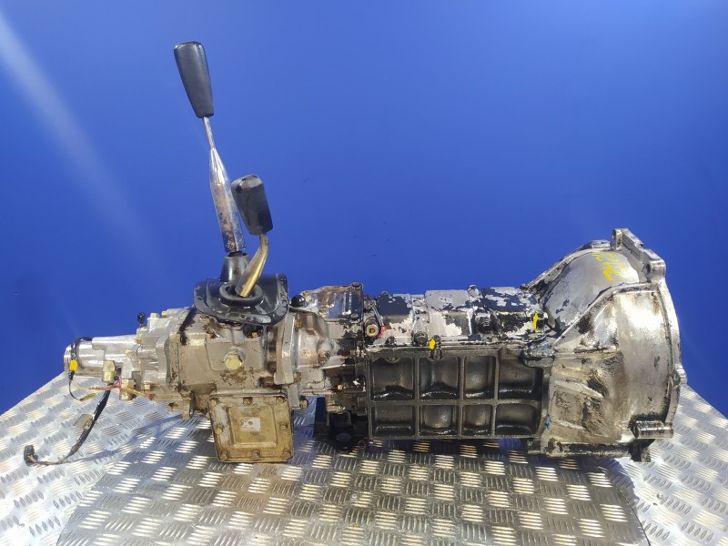 Recambio de caja transfer para mitsubishi galloper (hyundai) 2.5 turbodiesel referencia OEM IAM D4BH  