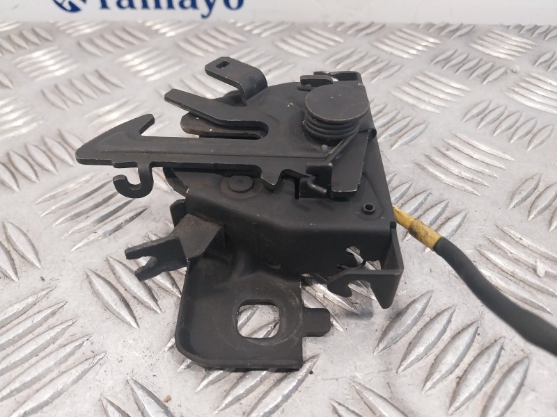 Recambio de cerradura capot para renault captur referencia OEM IAM 656011705R  