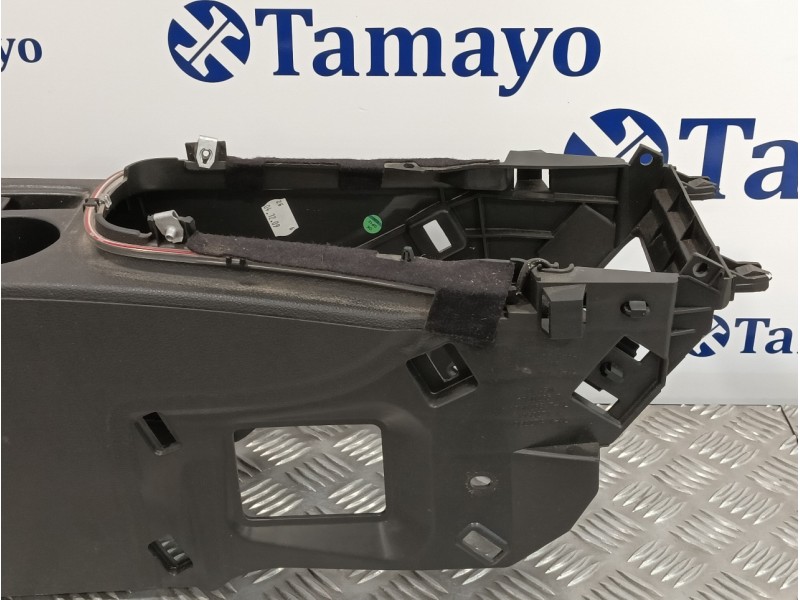 Recambio de apoyabrazos central para opel astra j lim. 1.7 16v cdti referencia OEM IAM 498951029 1950265 13258342