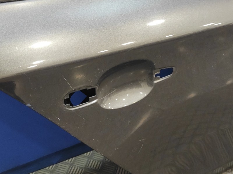 Recambio de puerta trasera derecha para bmw serie 1 berlina (e81/e87) 1.6 16v cat referencia OEM IAM   