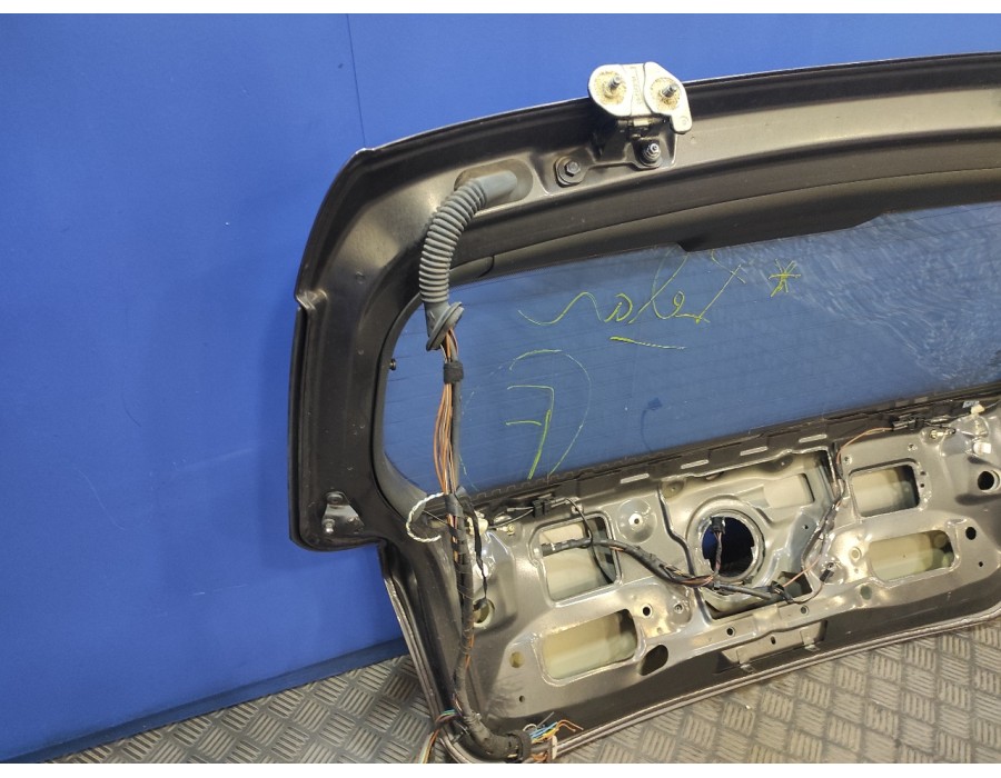 Recambio de porton trasero para bmw serie 1 berlina (e81/e87) 1.6 16v cat referencia OEM IAM   