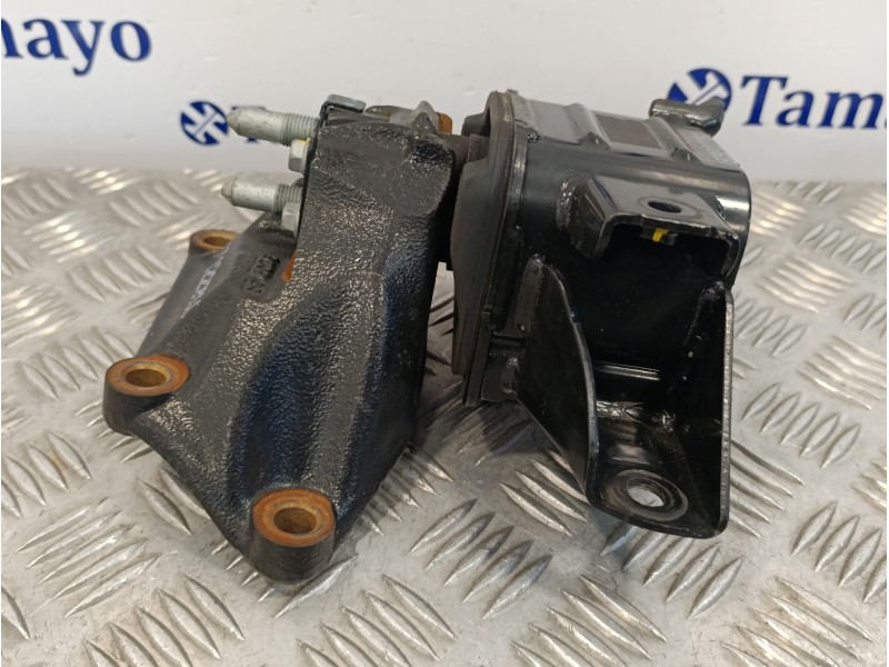 Recambio de soporte motor para hyundai i30 fastback 1.4 tgdi cat referencia OEM IAM   