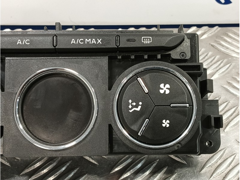 Recambio de mando climatizador para citroën c-elysée 1.6 hdi fap referencia OEM IAM 5P4441100  982374008