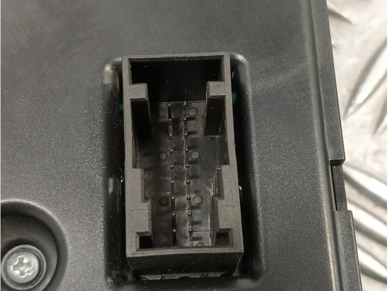 Recambio de mando climatizador para citroën c-elysée 1.6 hdi fap referencia OEM IAM 5P4441100  982374008