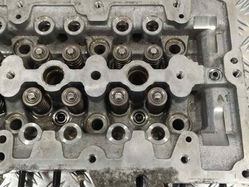 Recambio de culata para fiat grande punto (199) 1.3 16v jtd cat referencia OEM IAM 55193111  