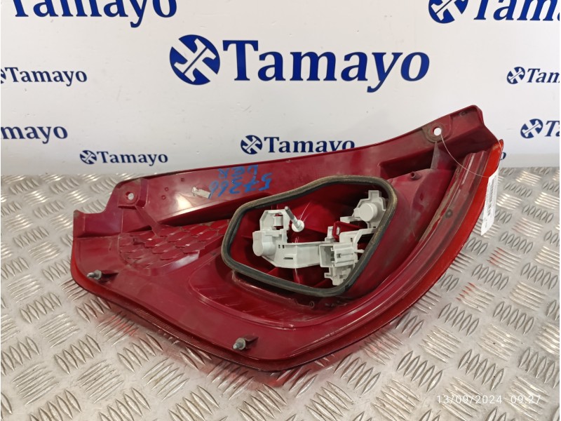 Recambio de piloto trasero derecho para ford fiesta (cb1) 1.4 tdci cat referencia OEM IAM 8A6113404A  