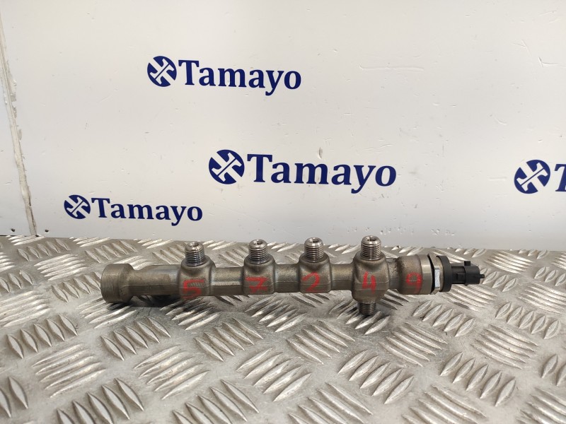 Recambio de rampa inyectora para opel astra j lim. 2.0 16v cdti referencia OEM IAM 55576177  0445214221