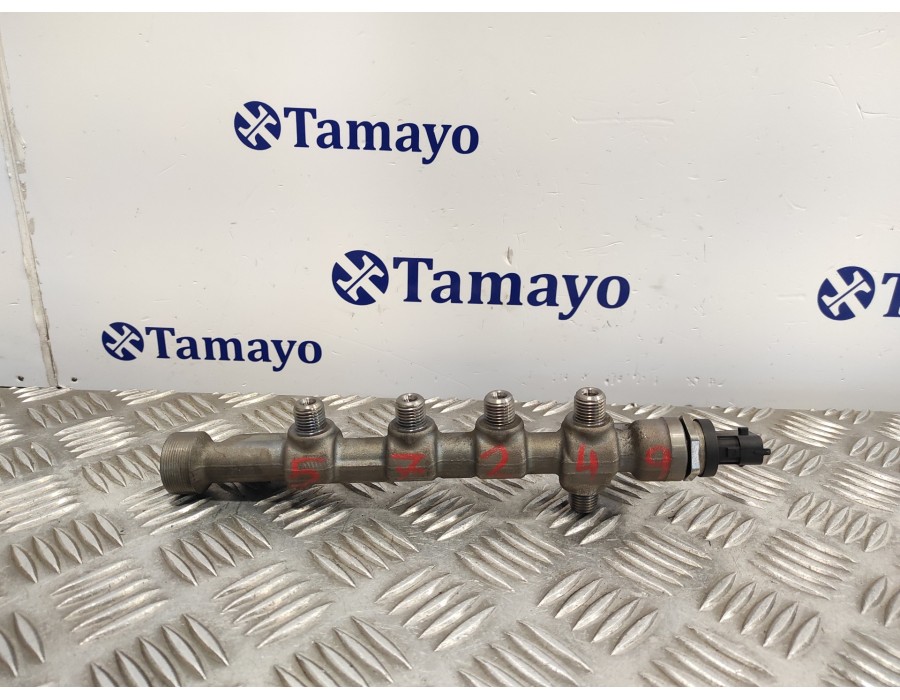 Recambio de rampa inyectora para opel astra j lim. 2.0 16v cdti referencia OEM IAM 55576177  0445214221