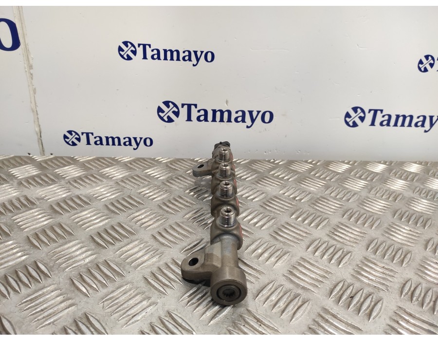 Recambio de rampa inyectora para opel astra j lim. 2.0 16v cdti referencia OEM IAM 55576177  0445214221