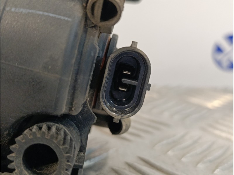 Recambio de faro antiniebla izquierdo para audi a3 (8p) 2.0 tdi referencia OEM IAM 8E0941699C  89203972