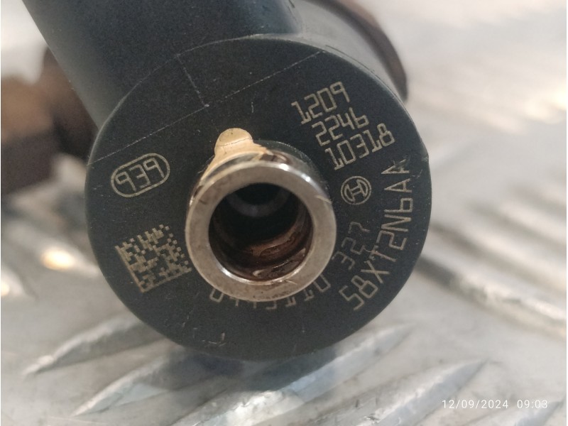 Recambio de inyector para opel astra j lim. 2.0 16v cdti referencia OEM IAM 0445110327  