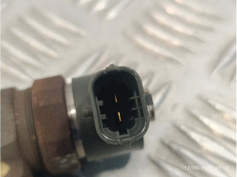 Recambio de inyector para opel astra j lim. 2.0 16v cdti referencia OEM IAM 0445110327  