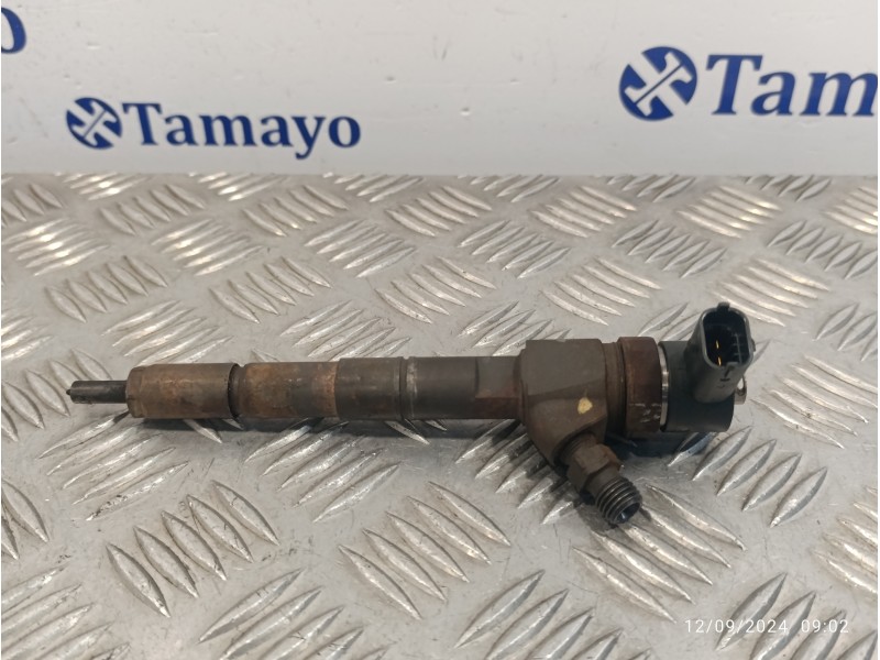 Recambio de inyector para opel astra j lim. 2.0 16v cdti referencia OEM IAM 0445110327  