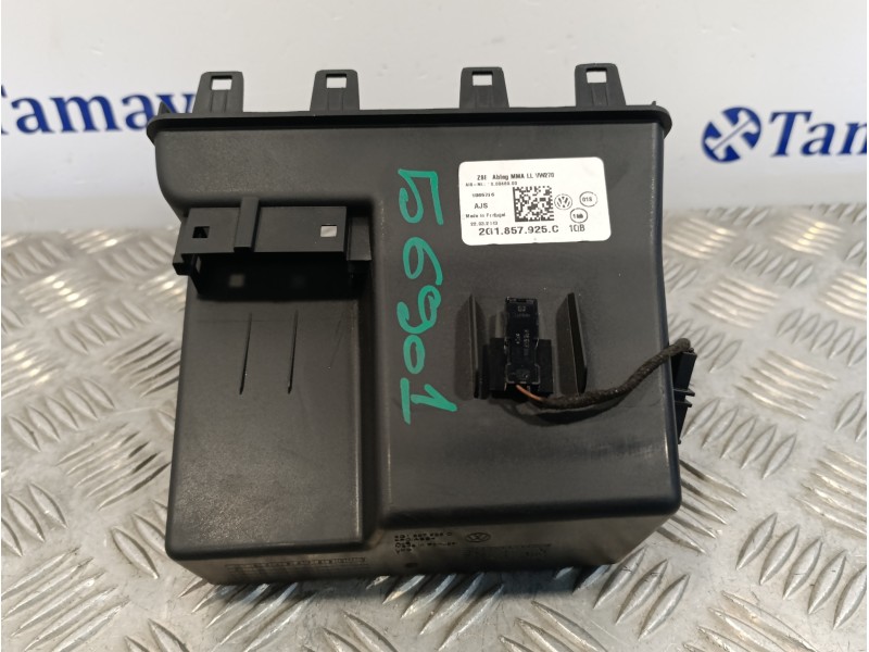 Recambio de moldura para volkswagen polo 1.0 tsi referencia OEM IAM 2G1857925C  