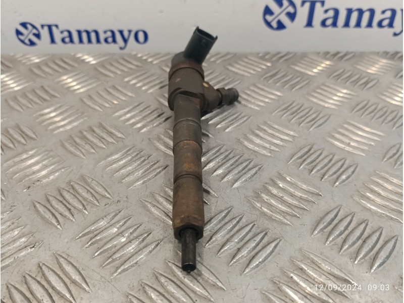Recambio de inyector para opel astra j lim. 2.0 16v cdti referencia OEM IAM 0445110327  