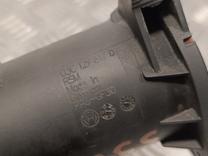 Recambio de tubo para volkswagen golf v berlina (1k1) 1.4 16v tsi referencia OEM IAM 03C129617D  