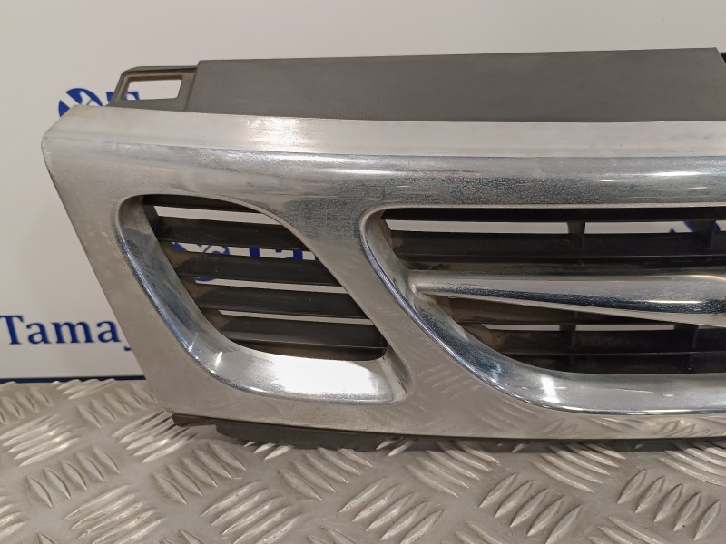 Recambio de rejilla delantera para saab 9-3 berlina 2.2 16v tid cat referencia OEM IAM 4677894  4676490