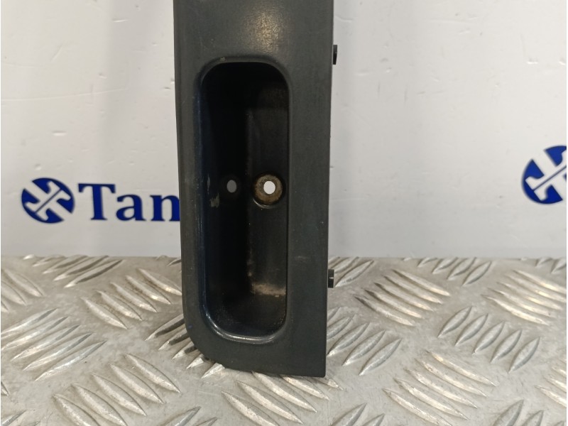 Recambio de mando elevalunas delantero derecho para suzuki swift berlina (mz) 1.3 16v cat referencia OEM IAM   