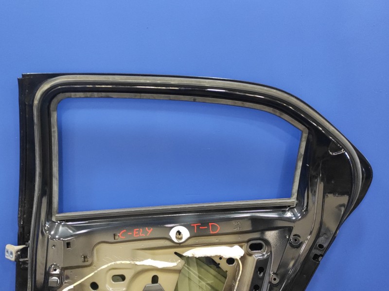 Recambio de puerta trasera derecha para citroën c-elysée 1.6 hdi fap referencia OEM IAM   