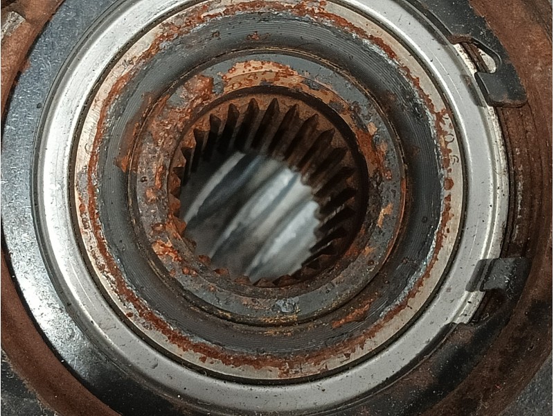 Recambio de mangueta delantera derecha para volvo s40 berlina 1.9 diesel cat referencia OEM IAM   