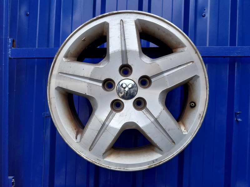 Recambio de llanta para dodge caliber 2.0 16v crd cat referencia OEM IAM 05191765AB  
