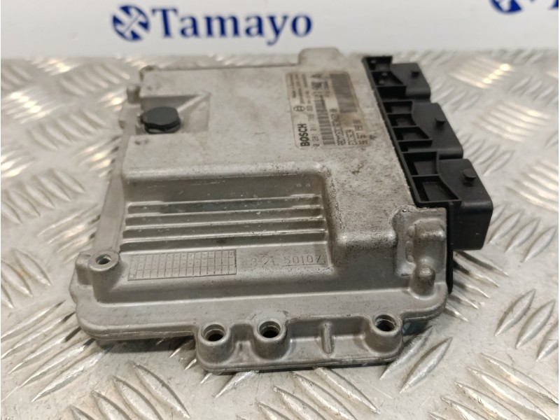 Recambio de centralita motor uce para citroën c3 1.4 hdi referencia OEM IAM 0281011785 EDC16C34 9656709880