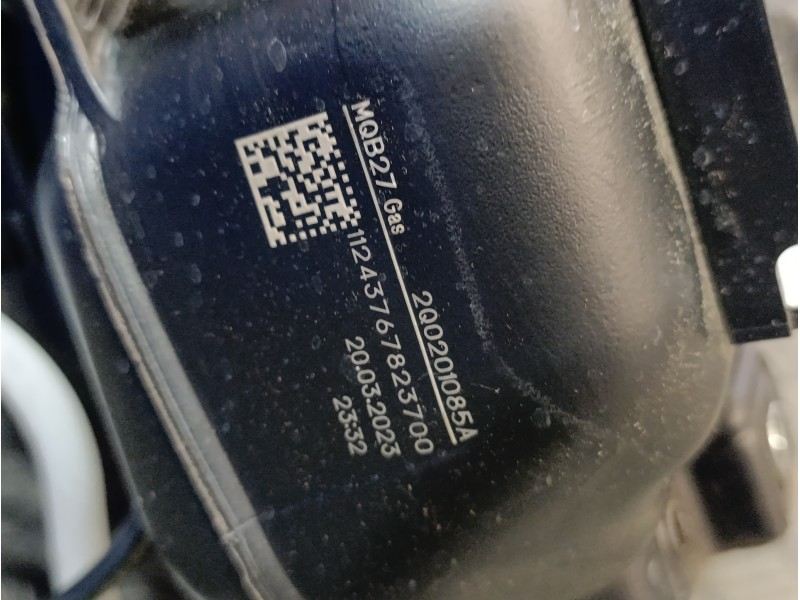 Recambio de deposito combustible para volkswagen polo 1.0 tsi referencia OEM IAM 2Q0201085A 2Q0442 2Q020101