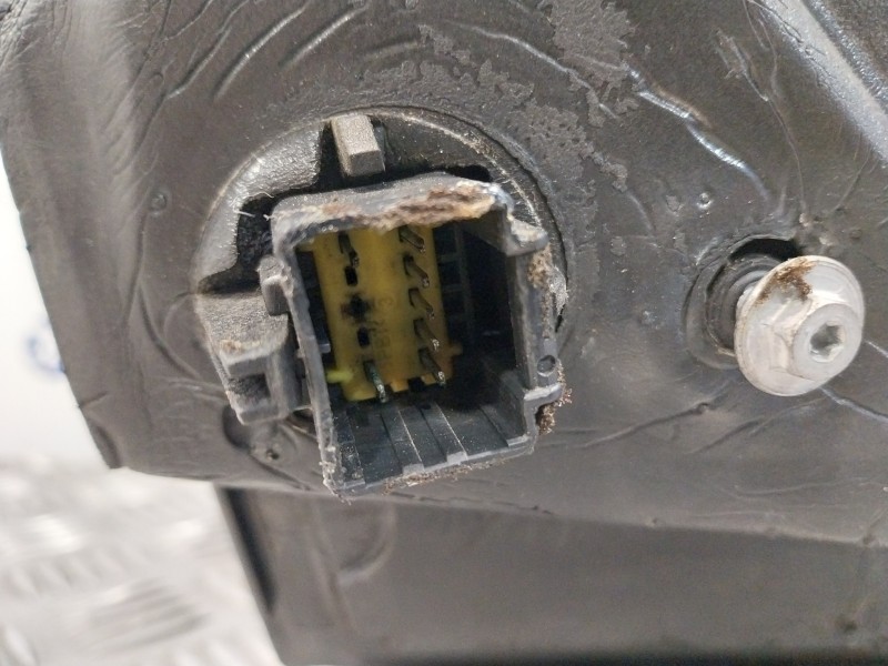Recambio de retrovisor derecho para renault megane ii berlina 3p 1.5 dci diesel referencia OEM IAM   