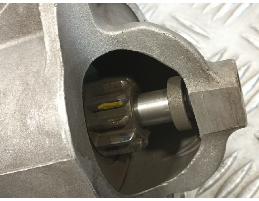 Recambio de motor arranque para volvo s40 berlina 1.9 diesel cat referencia OEM IAM D7R48 8200064465B 30620657