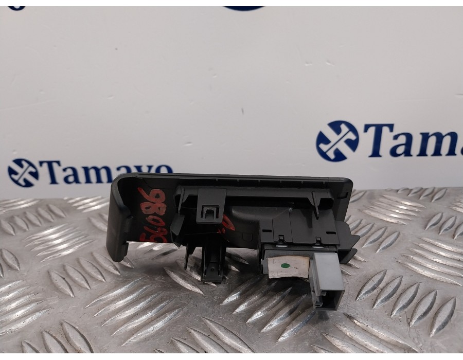 Recambio de mando elevalunas trasero derecho para volkswagen passat variant (365) 2.0 tdi dpf referencia OEM IAM 3AA868750  