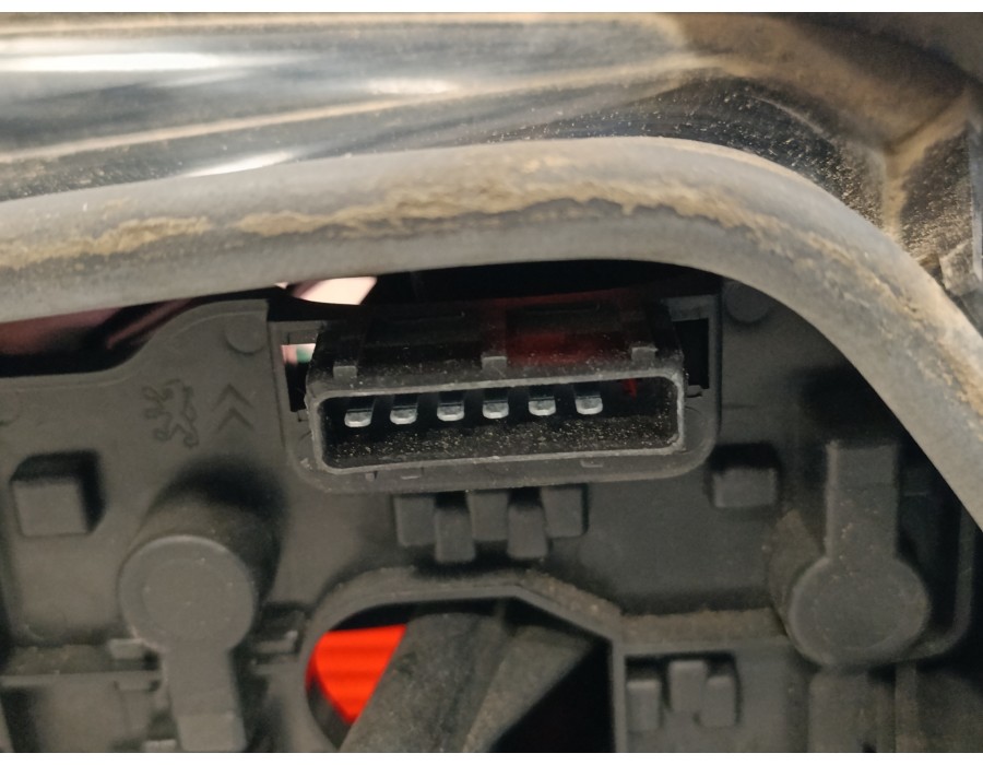 Recambio de piloto trasero derecho para citroën xsara berlina 2.0 hdi cat (rhy / dw10td) referencia OEM IAM   