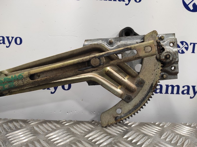 Recambio de elevalunas delantero derecho para mitsubishi montero (l040) 2.5 turbodiesel referencia OEM IAM   