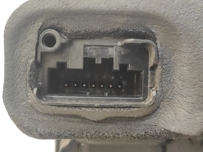 Recambio de cerradura puerta trasera izquierda para seat toledo (kg3) 1.6 tdi referencia OEM IAM 5E0839015  