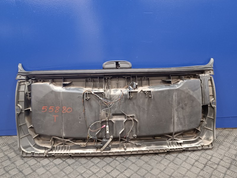 Recambio de porton trasero para smart fortwo coupe 0.8 cdi referencia OEM IAM A4517570010  