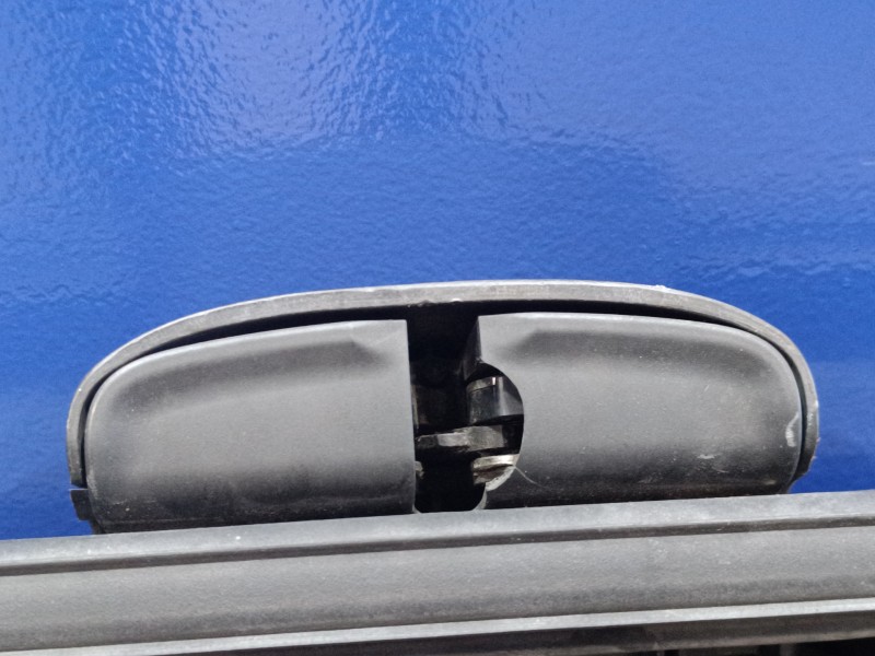 Recambio de porton trasero para smart fortwo coupe 0.8 cdi referencia OEM IAM A4517570010  