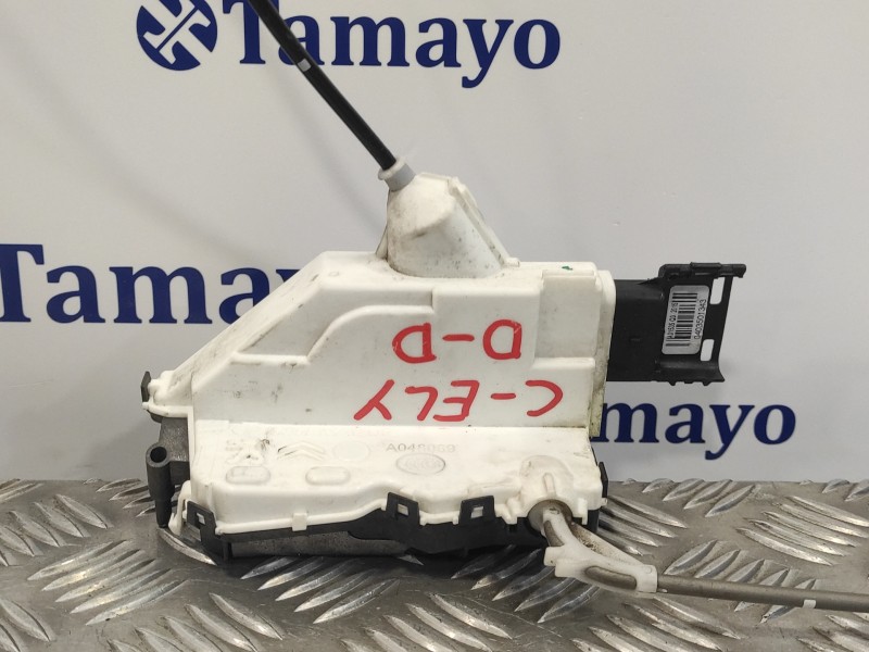 Recambio de cerradura puerta delantera derecha para citroën c-elysée referencia OEM IAM 767857  A05010