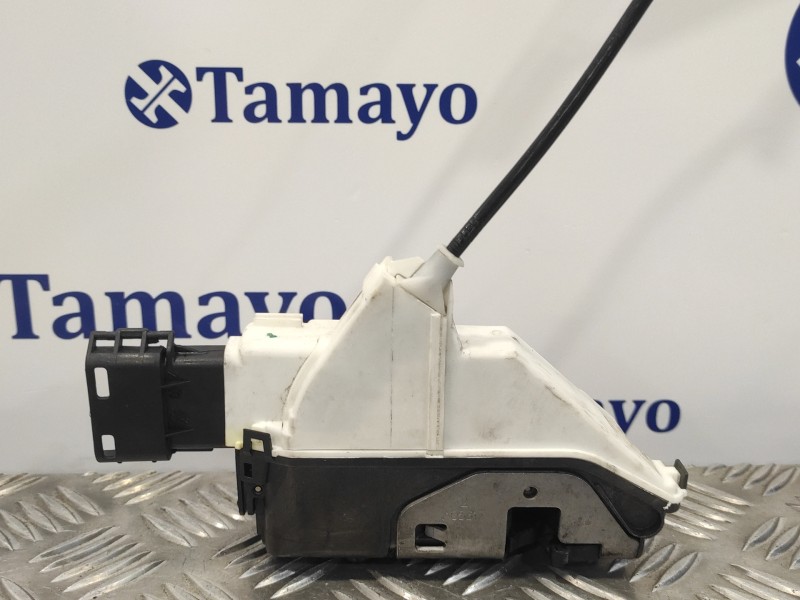 Recambio de cerradura puerta delantera derecha para citroën c-elysée referencia OEM IAM 767857  A05010