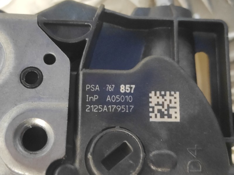Recambio de cerradura puerta delantera derecha para citroën c-elysée referencia OEM IAM 767857  A05010