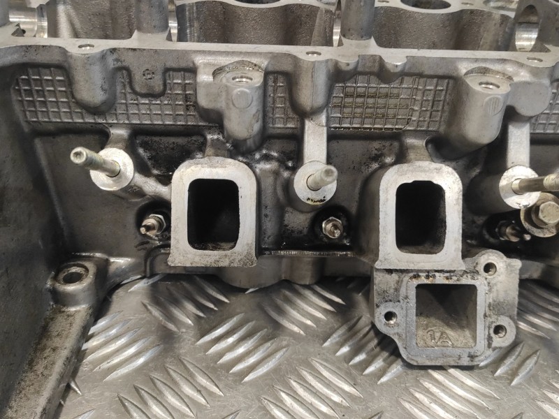 Recambio de culata para bmw serie 3 berlina (e90) 2.0 16v diesel cat referencia OEM IAM 778752104  M47N204D4