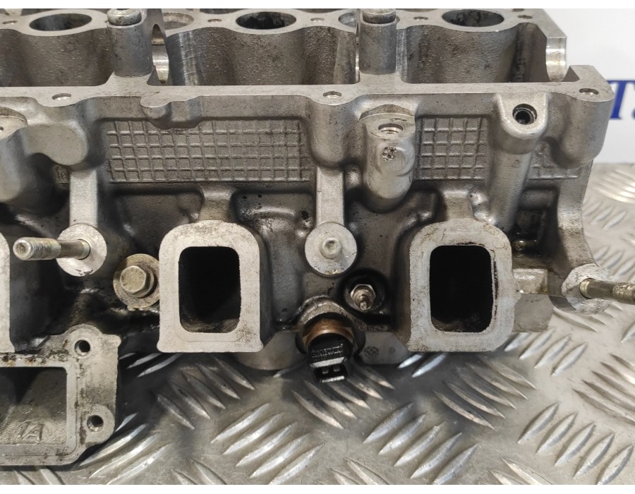 Recambio de culata para bmw serie 3 berlina (e90) 2.0 16v diesel cat referencia OEM IAM 778752104  M47N204D4