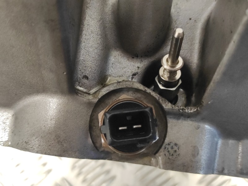 Recambio de culata para bmw serie 3 berlina (e90) 2.0 16v diesel cat referencia OEM IAM 778752104  M47N204D4