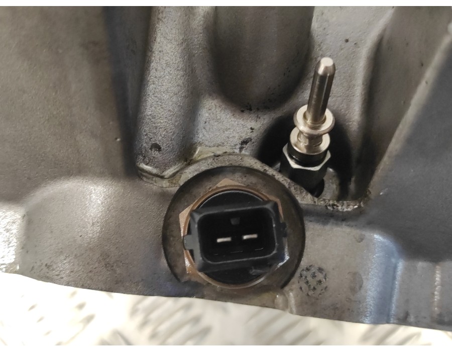 Recambio de culata para bmw serie 3 berlina (e90) 2.0 16v diesel cat referencia OEM IAM 778752104  M47N204D4