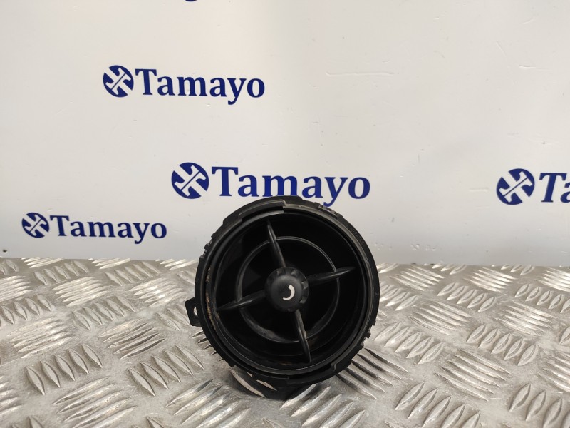 Recambio de rejilla aireadora para mini mini (r56) 1.4 16v cat referencia OEM IAM S0481138A  