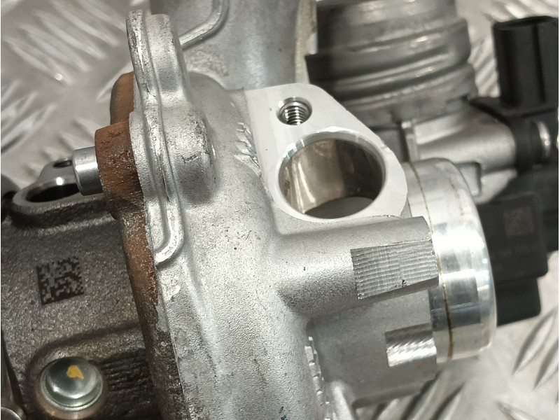 Recambio de turbocompresor para volkswagen golf vii lim. 1.4 16v tsi referencia OEM IAM 04E145704P 70559873 1065635