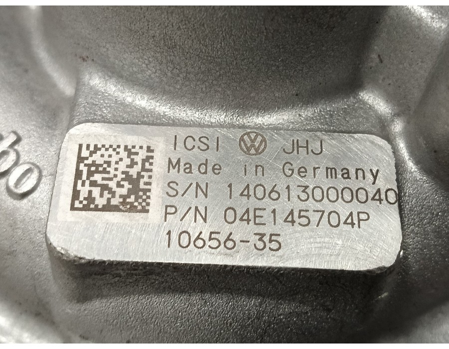 Recambio de turbocompresor para volkswagen golf vii lim. 1.4 16v tsi referencia OEM IAM 04E145704P 70559873 1065635