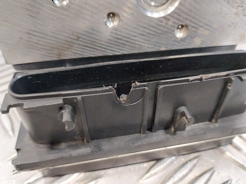 Recambio de abs para mazda cx-7 (er) 2.2 turbodiesel cat referencia OEM IAM 0265235622 0265951191 EH46437A0