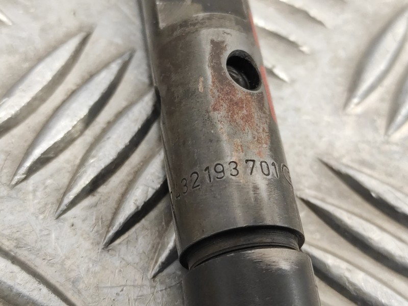 Recambio de inyector para land rover freelander (ln) 2.0 turbodiesel referencia OEM IAM 0432193701  