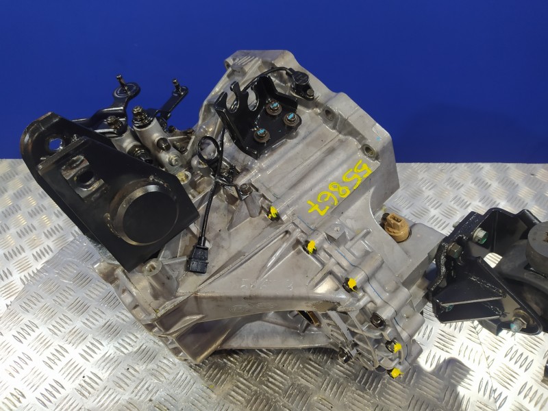 Recambio de caja cambios para kia carnival 2.9 crdi cat referencia OEM IAM J3  