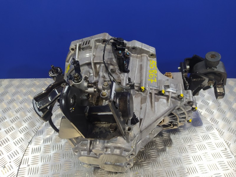 Recambio de caja cambios para kia carnival 2.9 crdi cat referencia OEM IAM J3  